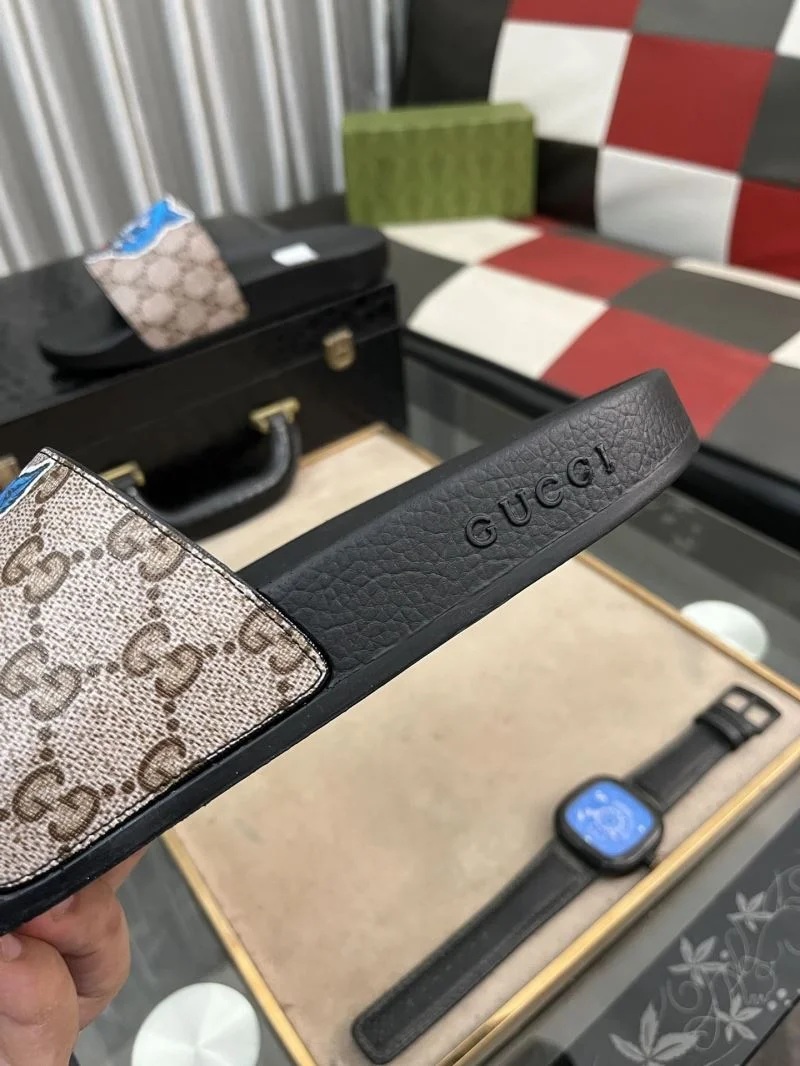 Gucci Slippers GoAnywhere 25198