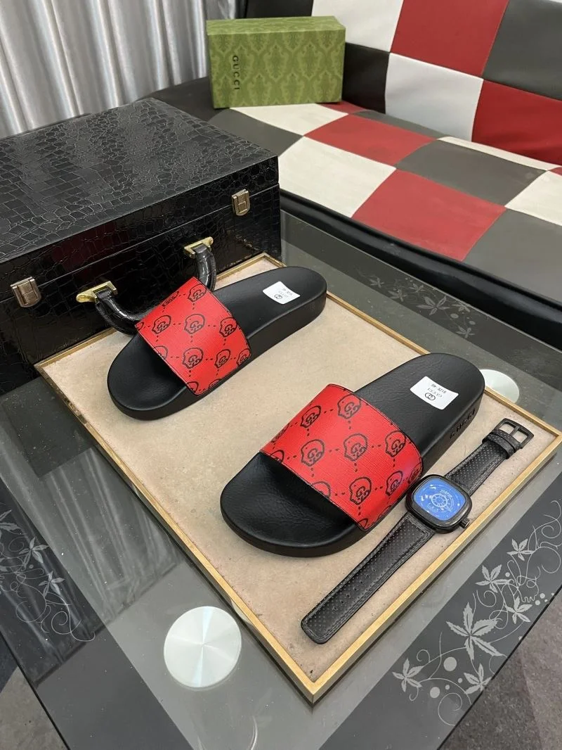 Sporty Gucci Slippers 25196