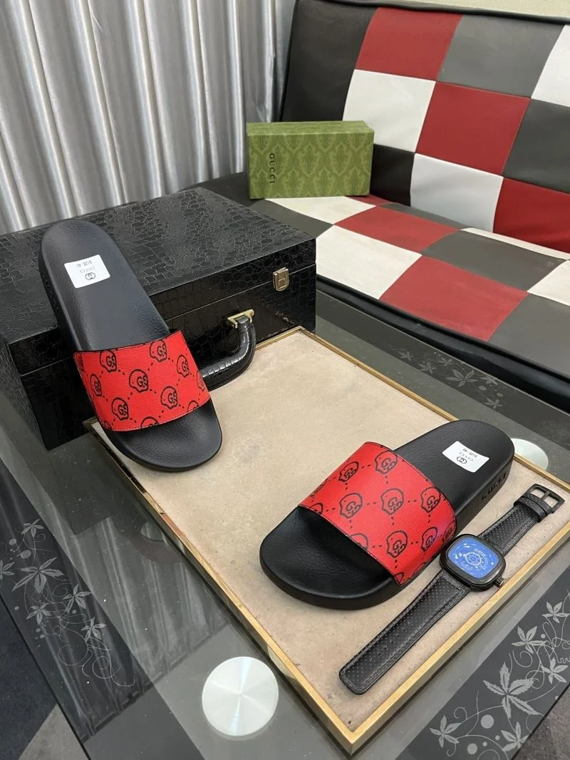 Sporty Gucci Slippers 25196