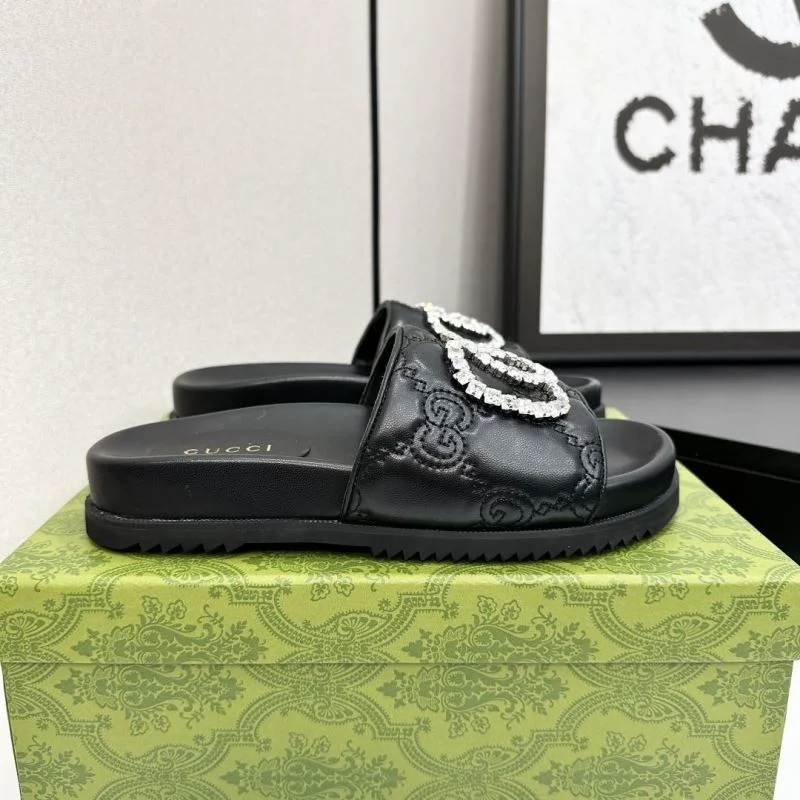 Gucci Slippers Youthful 25907