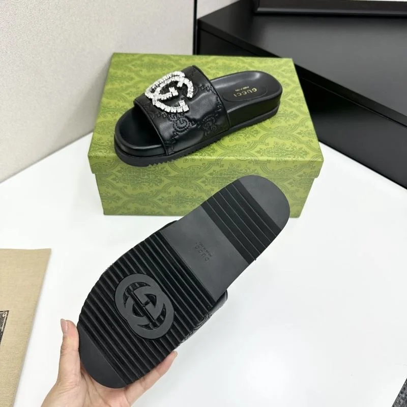 Gucci Slippers Youthful 25907