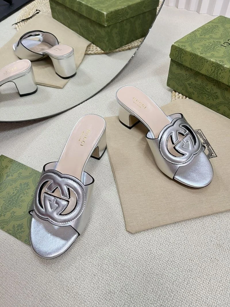 Gucci Slippers Versatile 25899