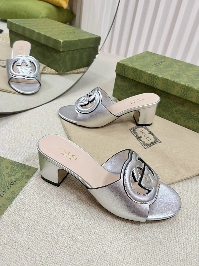 Gucci Slippers Versatile 25899