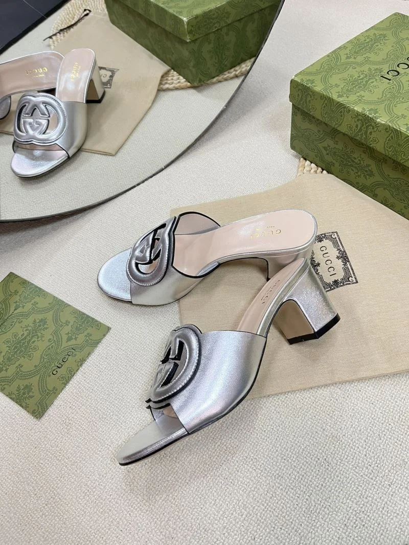Gucci Slippers Versatile 25899