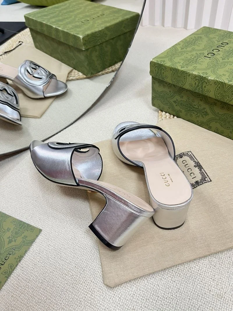Gucci Slippers Versatile 25899