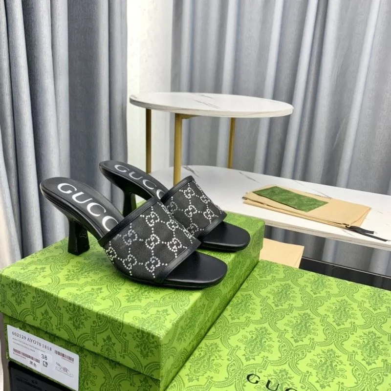 Functional Gucci Slippers 25895