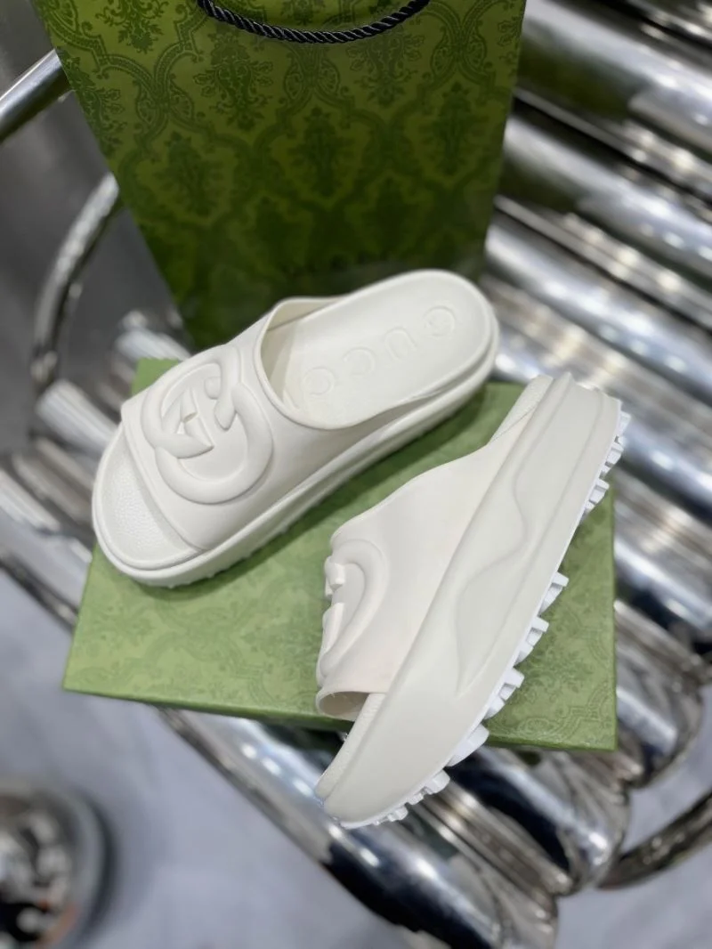Gucci Slippers Thermal 24320