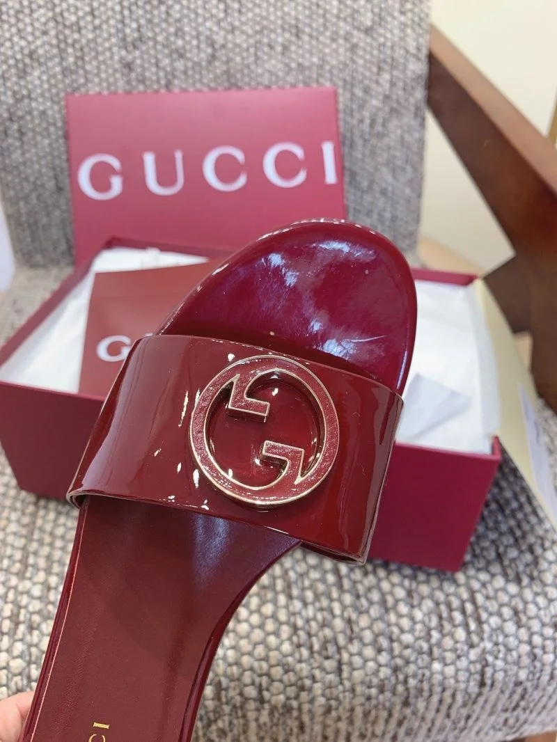 ZipUp Gucci Slippers 24316