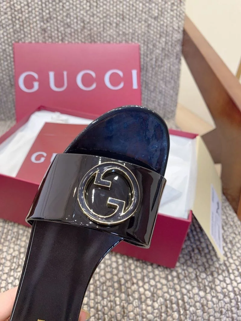 HighPerformance Gucci Slippers 24334