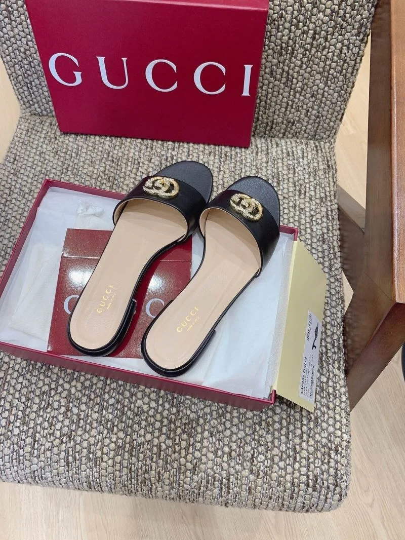 Gucci Slippers Timeless 24333