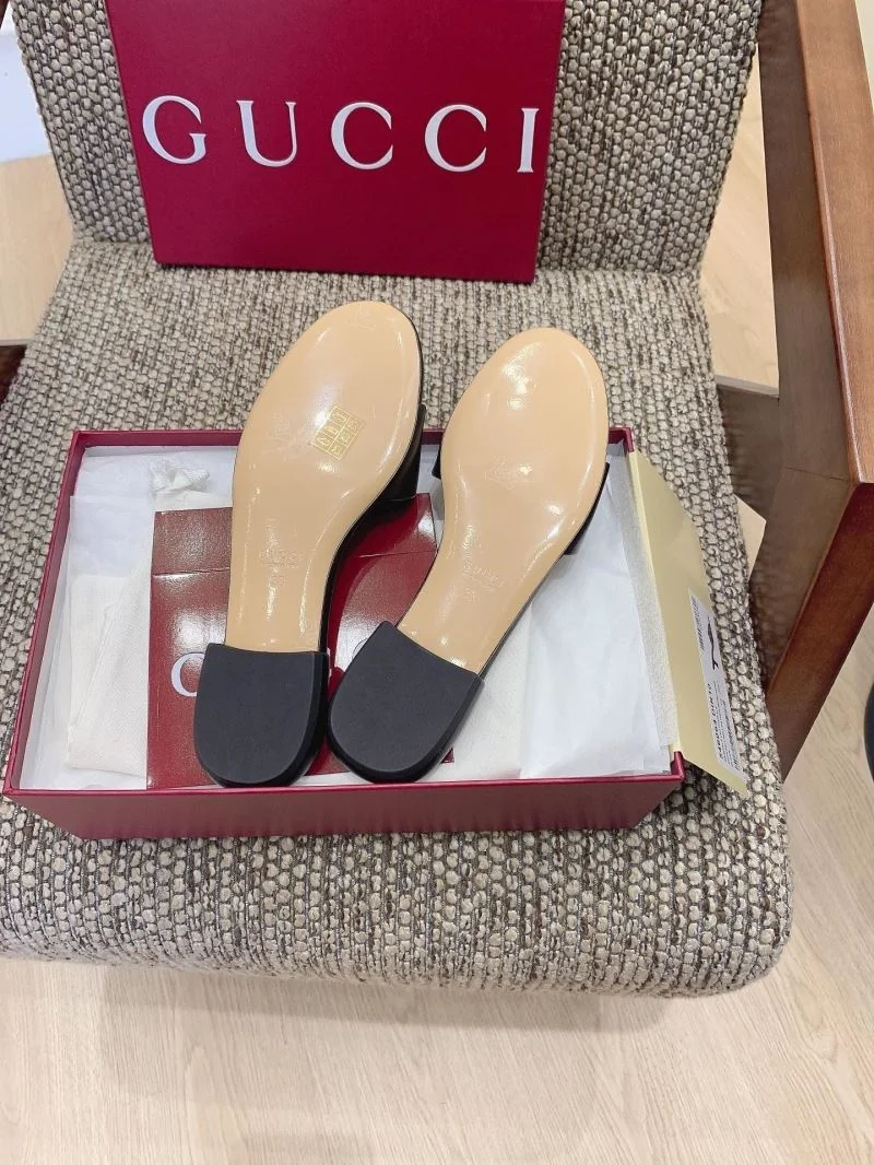 Gucci Slippers Timeless 24333