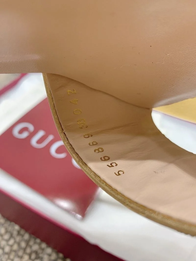 Gucci Slippers Packable 24329