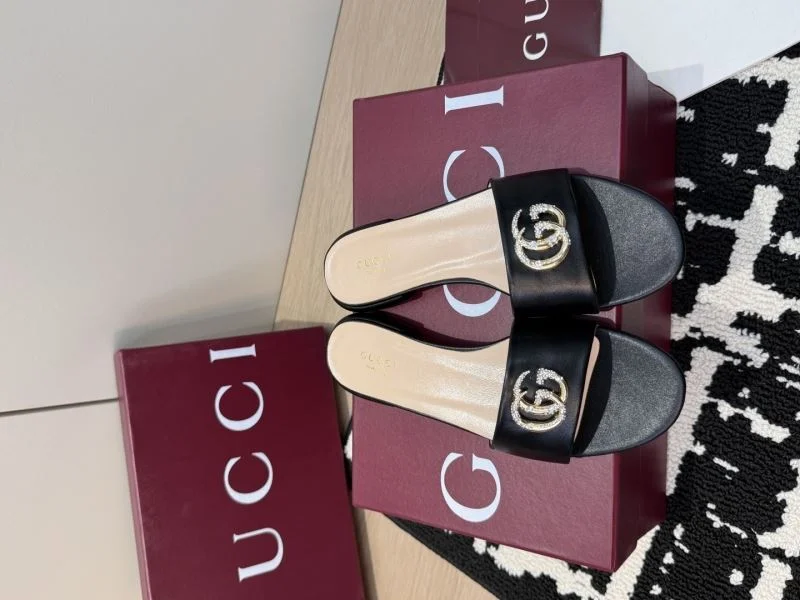 Youthful Gucci Slippers 24306