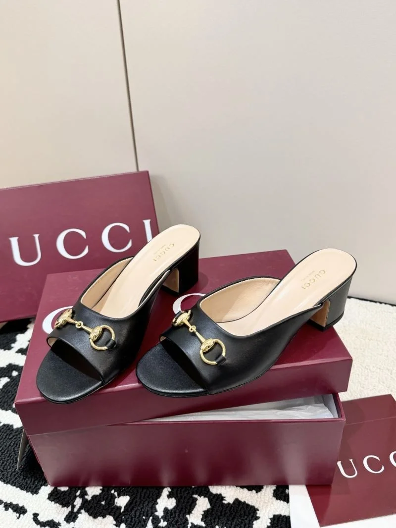 Gucci Slippers ZipUp 24295