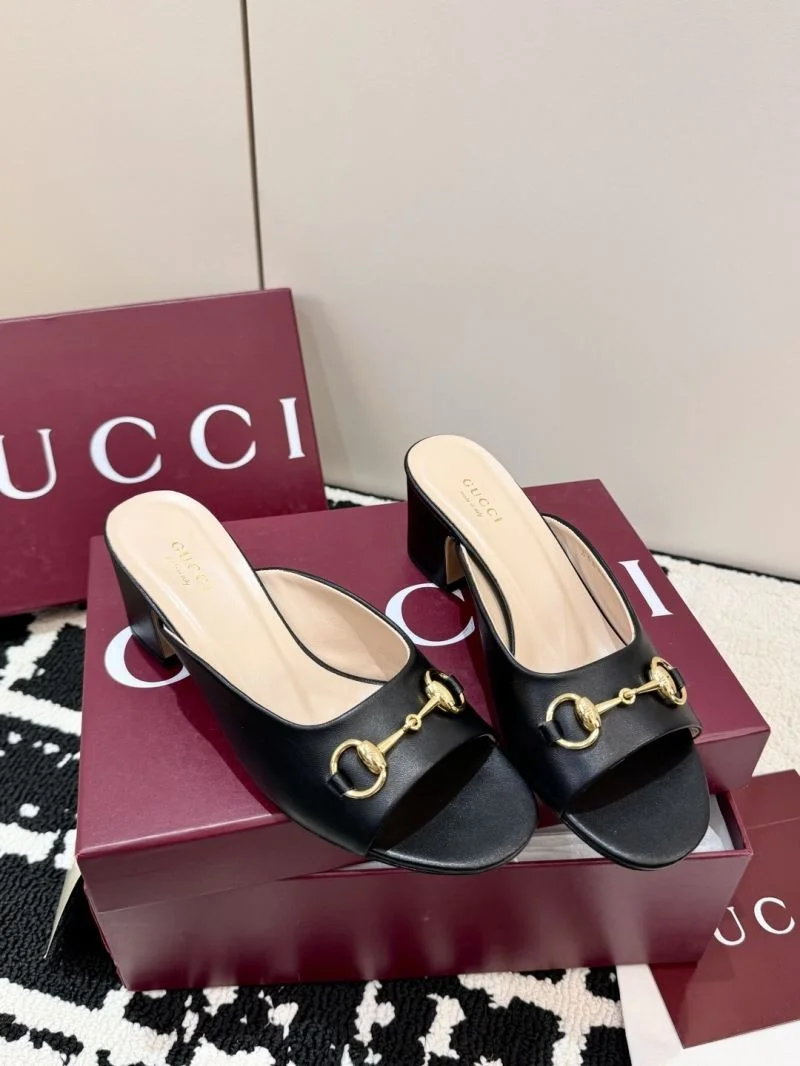 Gucci Slippers ZipUp 24295