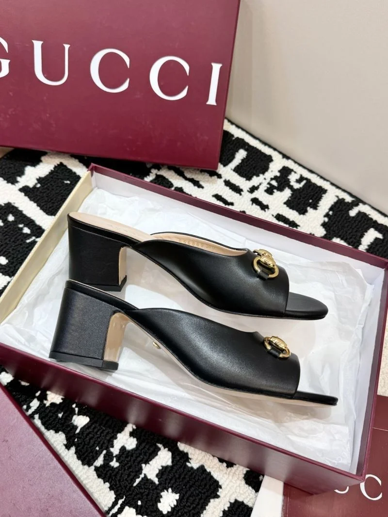 Gucci Slippers ZipUp 24295