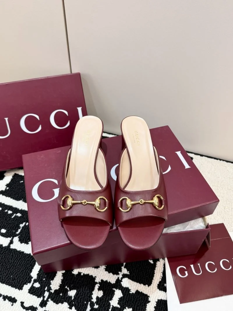Gucci Slippers Versatile 24289