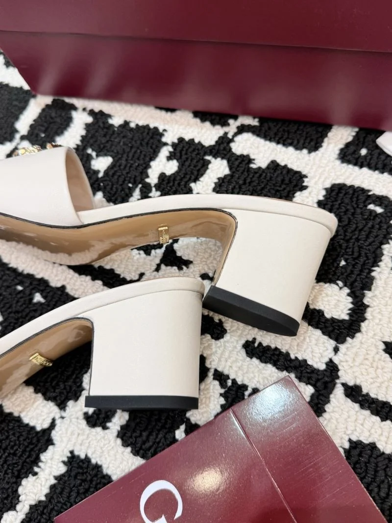 Gucci Slippers Fashionable 24292