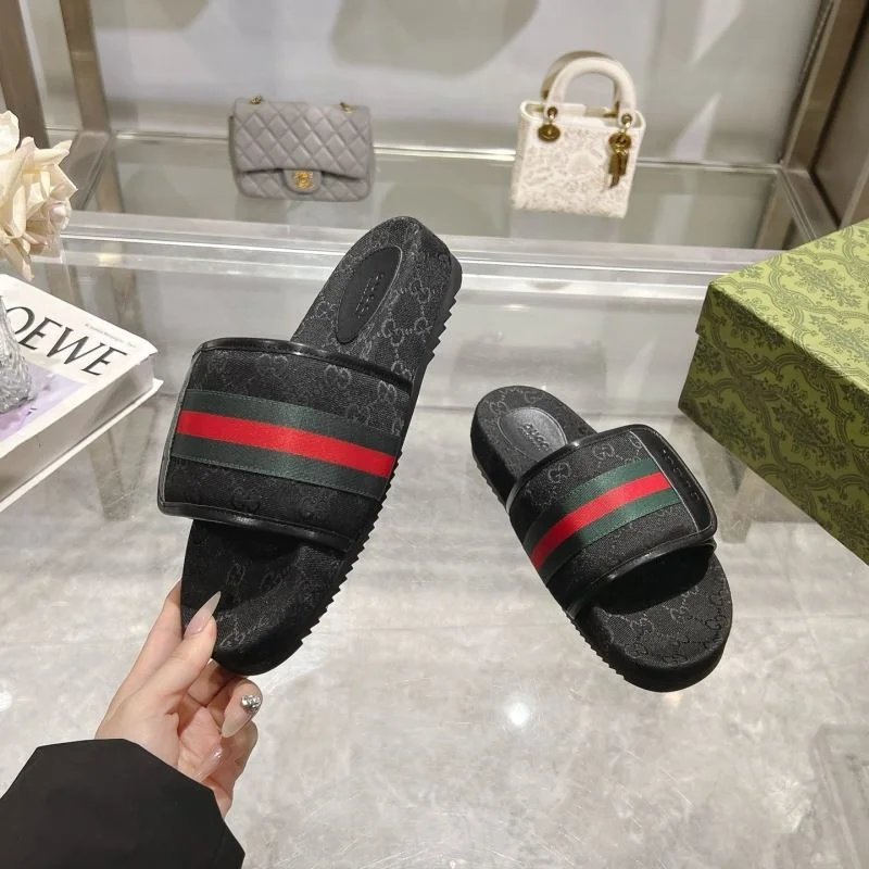 Refined Gucci Slippers 24283