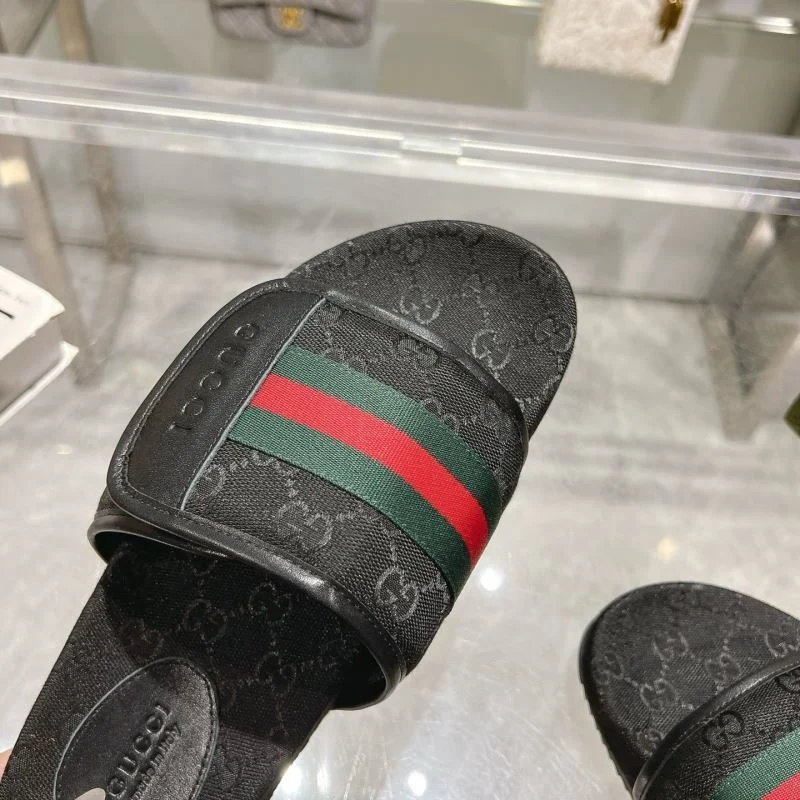 Refined Gucci Slippers 24283