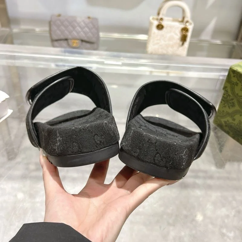 Refined Gucci Slippers 24283