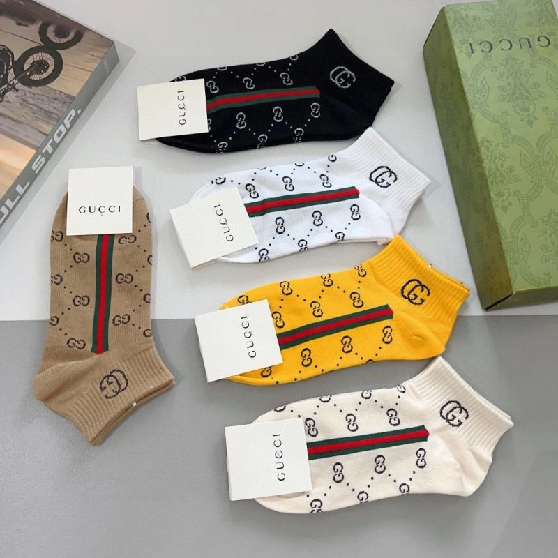 Efficient Gucci Socks 273285
