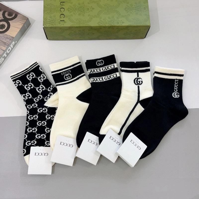 Gucci Socks Premium 273257