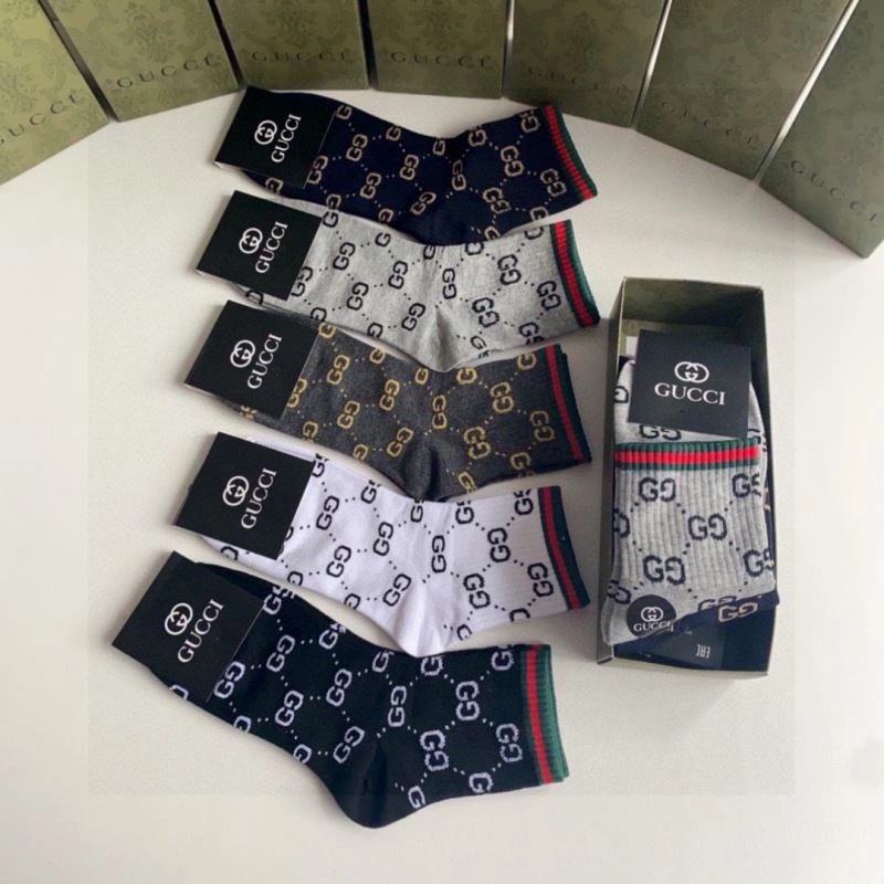 WaterResistant Gucci Socks 273756