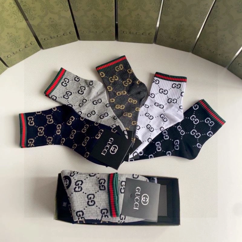 WaterResistant Gucci Socks 273756