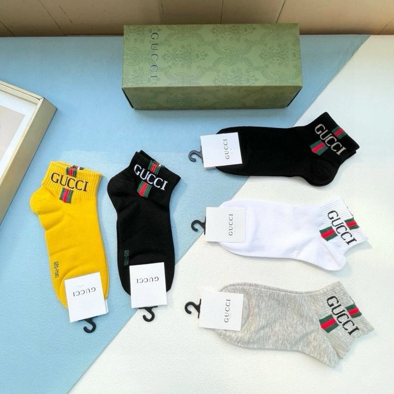 Efficient Gucci Socks 273751