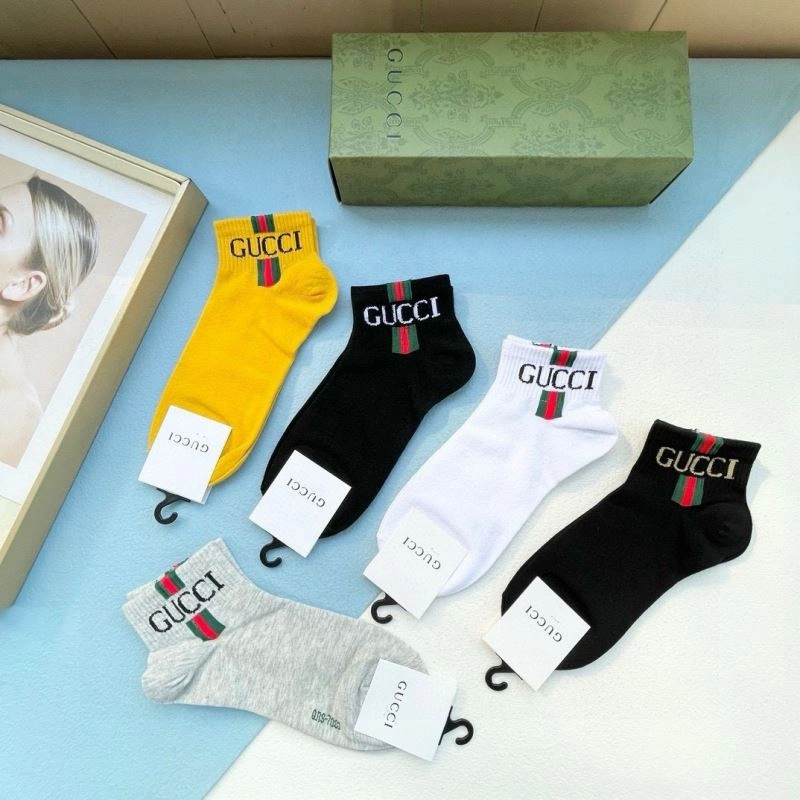 Efficient Gucci Socks 273751