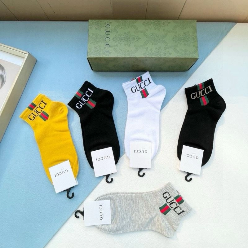 Efficient Gucci Socks 273751