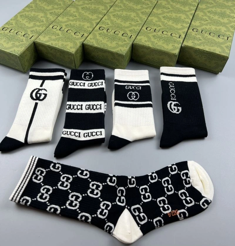 Efficient Gucci Socks 274635