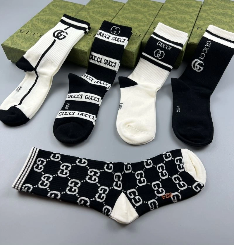 Efficient Gucci Socks 274635