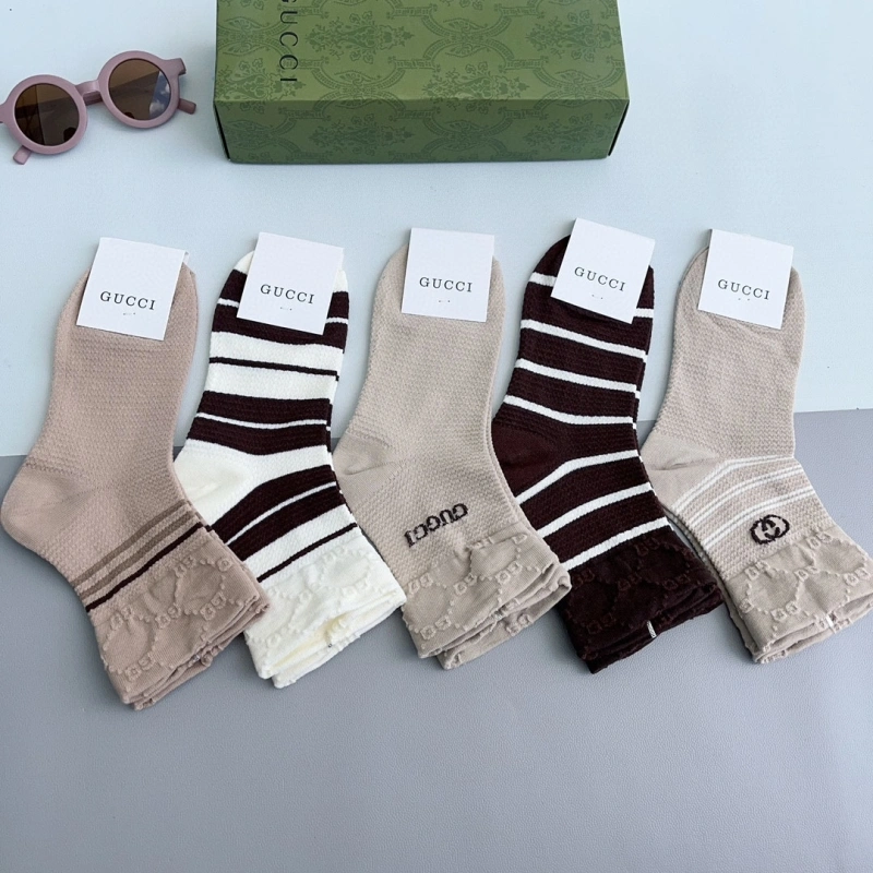 Efficient Gucci Socks 274205