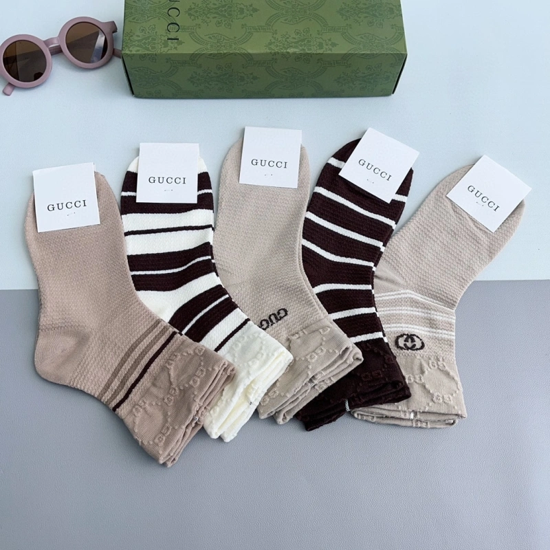 Efficient Gucci Socks 274205