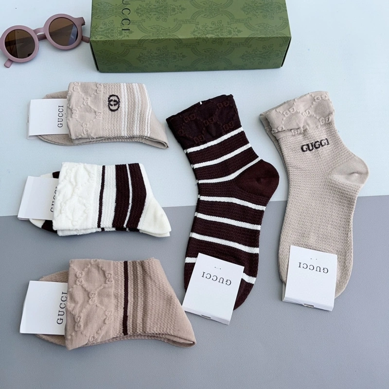 Efficient Gucci Socks 274205