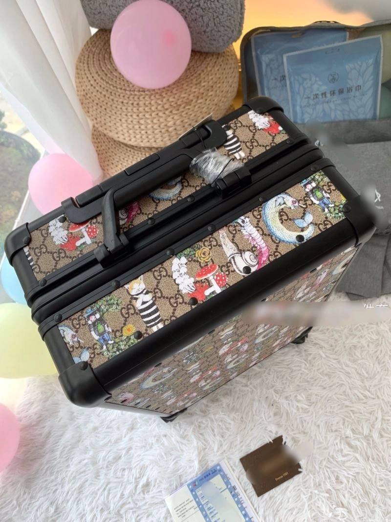 WeatherProof Gucci Suitcase 65654