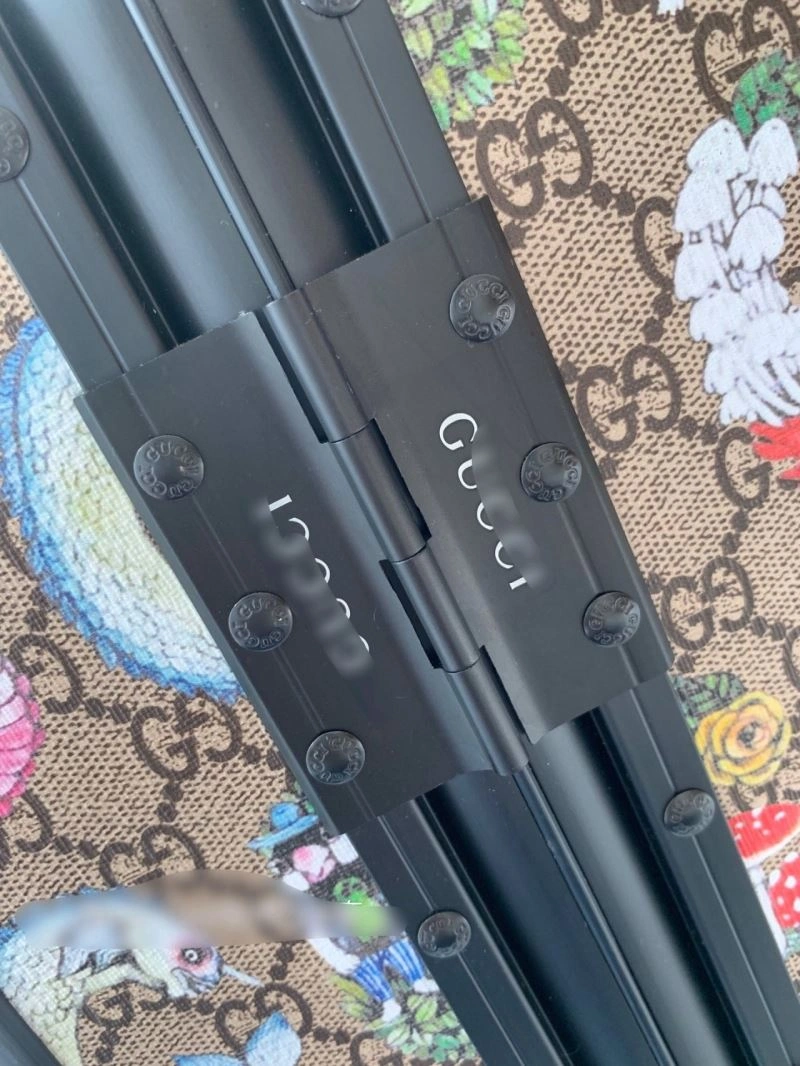 WeatherProof Gucci Suitcase 65654