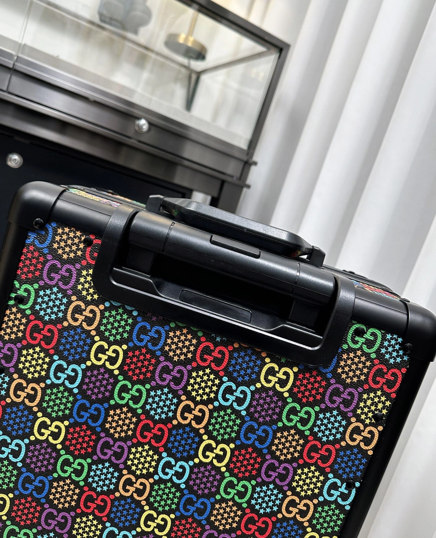 Gucci Suitcase Unisex 71777