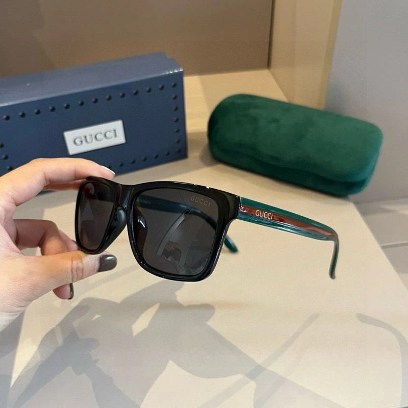MoistureWicking Gucci Sunglasses 279715