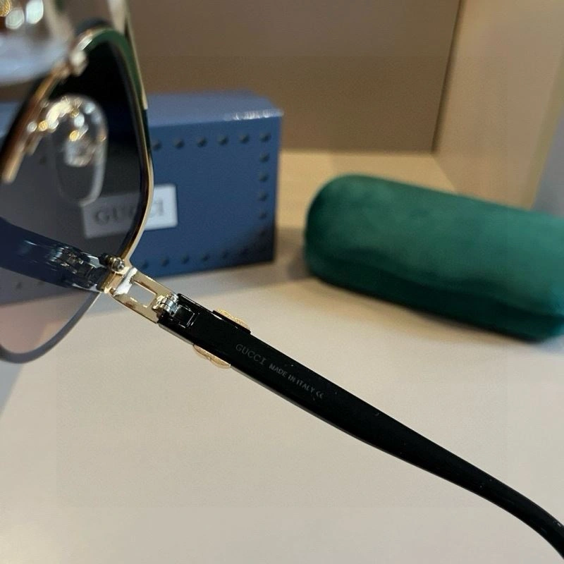 MoistureWicking Gucci Sunglasses 279727