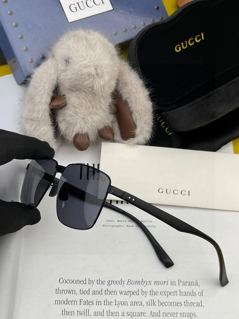 Gucci Sunglasses StreetReady 279736
