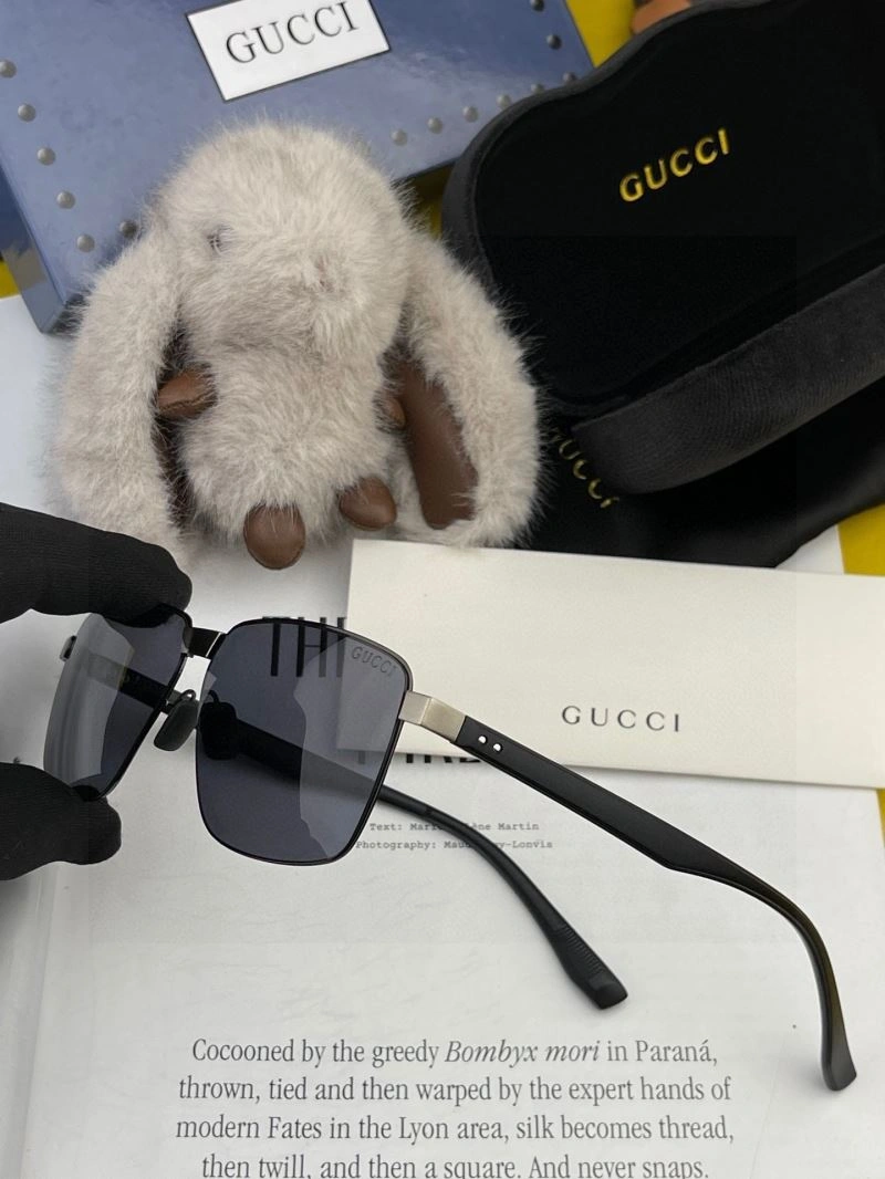 Gucci Sunglasses StreetReady 279736