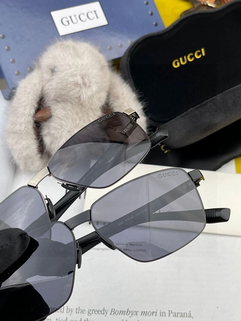 Gucci Sunglasses StreetReady 279736