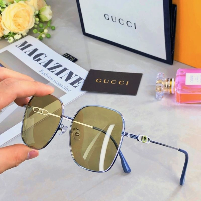 Bold Gucci Sunglasses 279717
