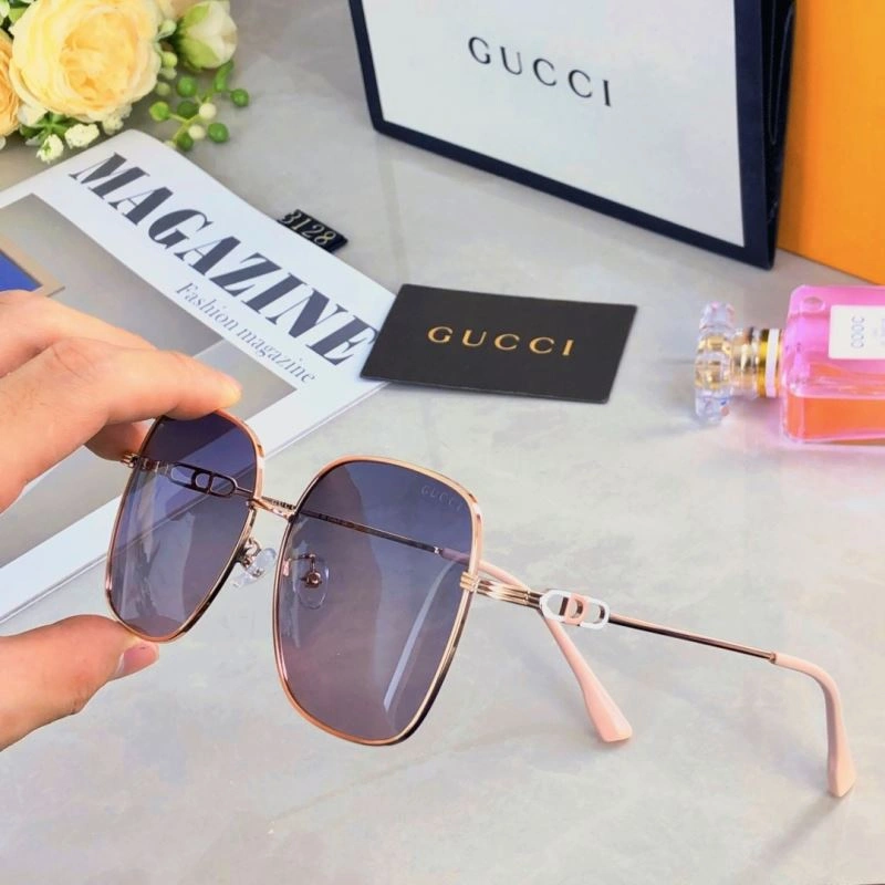 Bold Gucci Sunglasses 279717