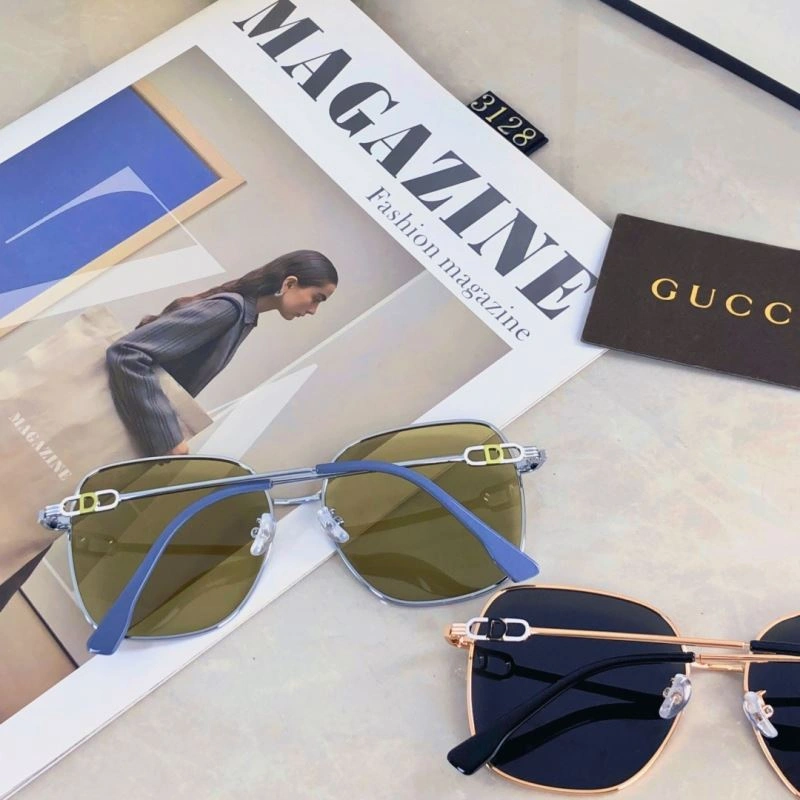 Bold Gucci Sunglasses 279717