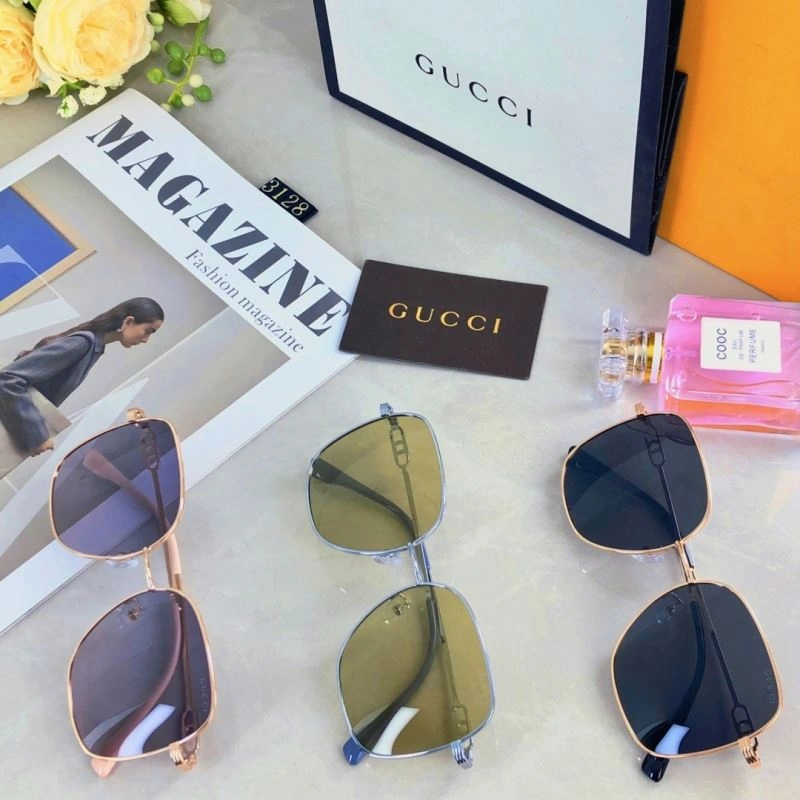 Bold Gucci Sunglasses 279717