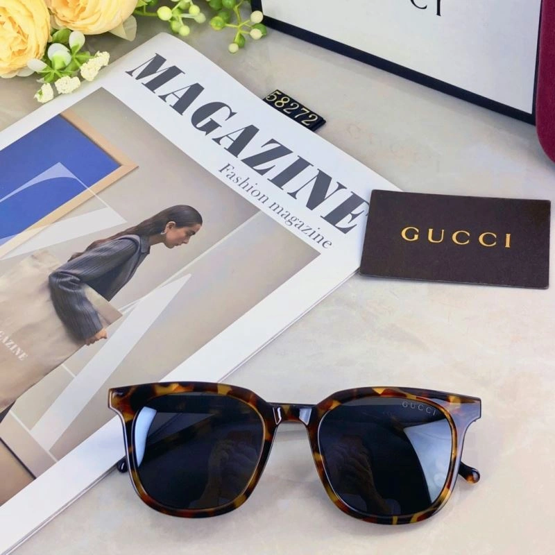 MultiPurpose Gucci Sunglasses 279723